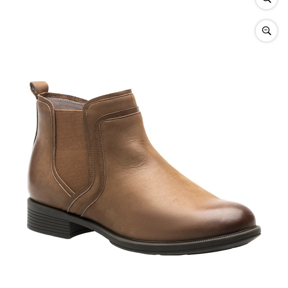 Obeo brown ankle boots unlike side zipper size 8.5 narrow burnished toe